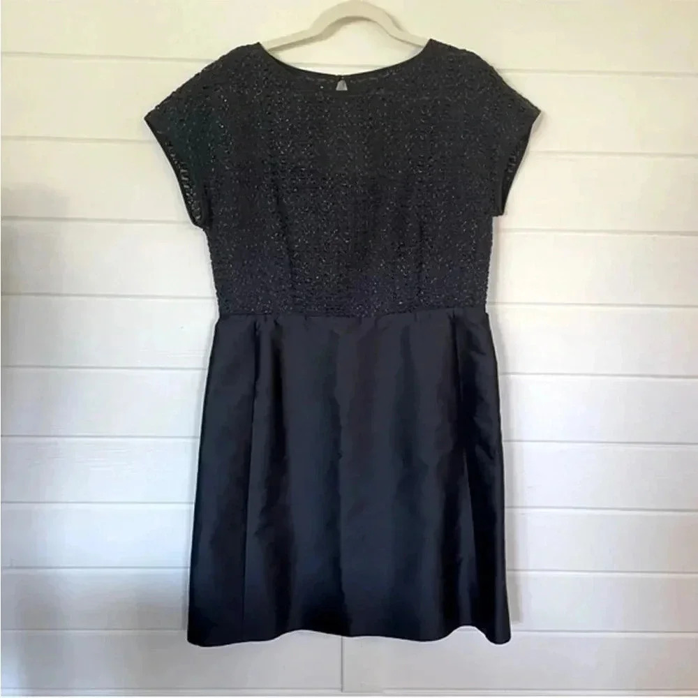 NWT Lafayette New York 148 Short Sleeve Silk Blend Formal Dress in
Ink Blue 14